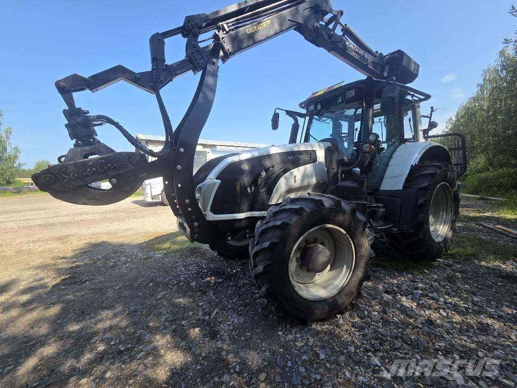 Valtra T 163 拖拉机/农用车