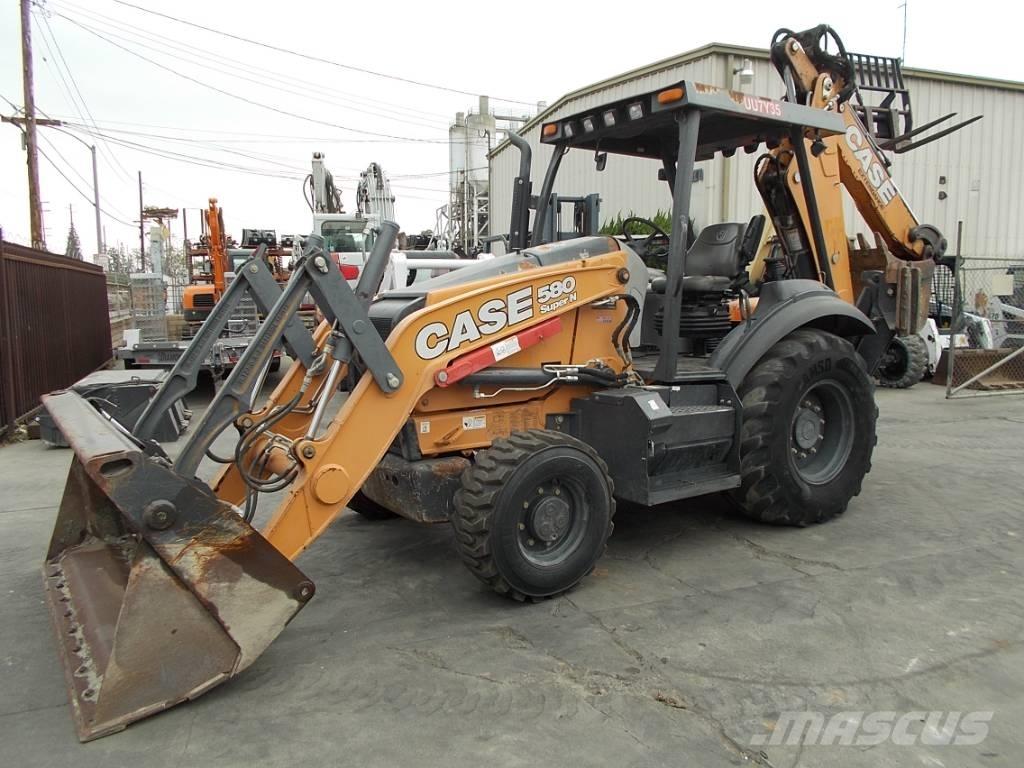 CASE 580 SN 反铲装载机