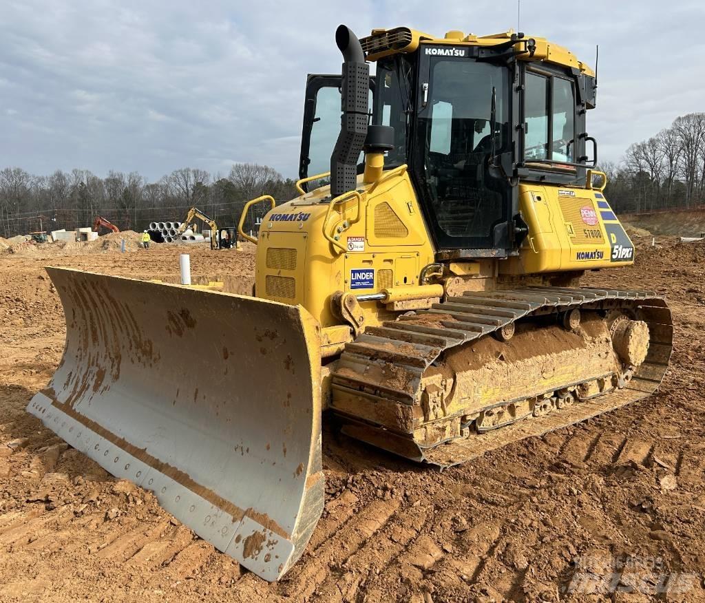 Komatsu D51PXi-24 履带式推土机