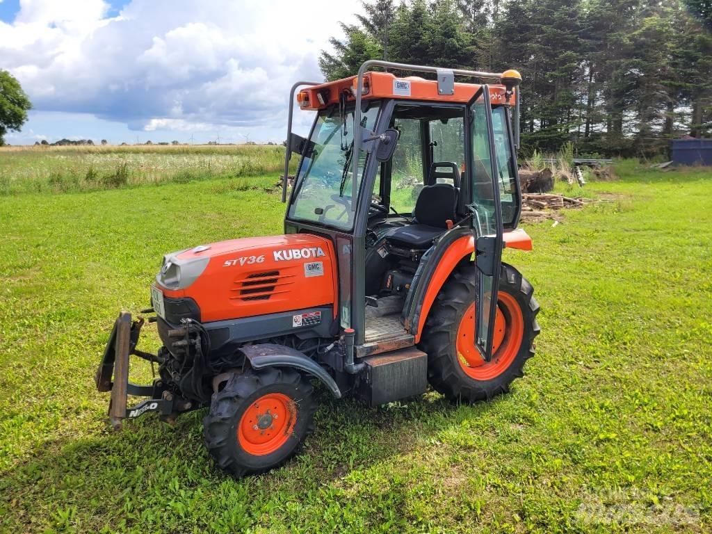Kubota STV 36 小型拖拉机