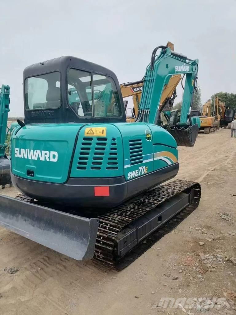 Sunward SWE70E 小型挖掘机