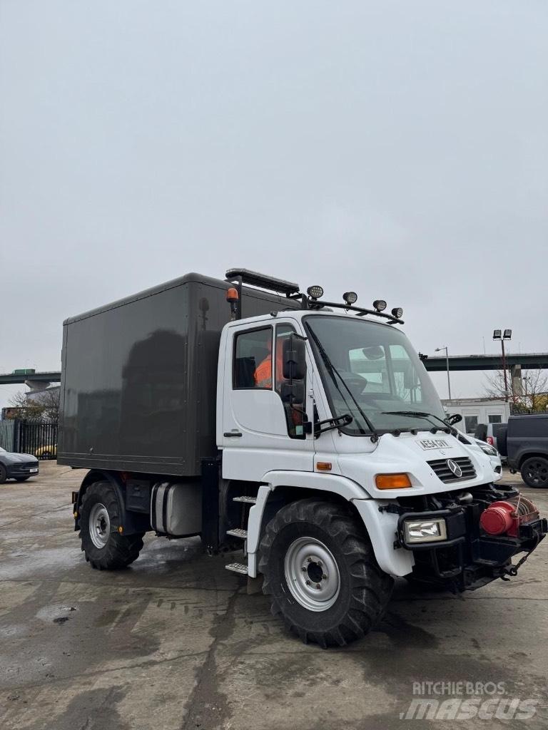 Unimog U300 全地形车