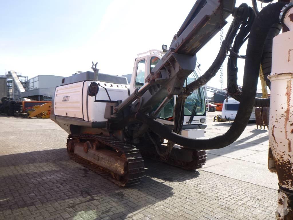Sandvik Titon 400 工程钻机