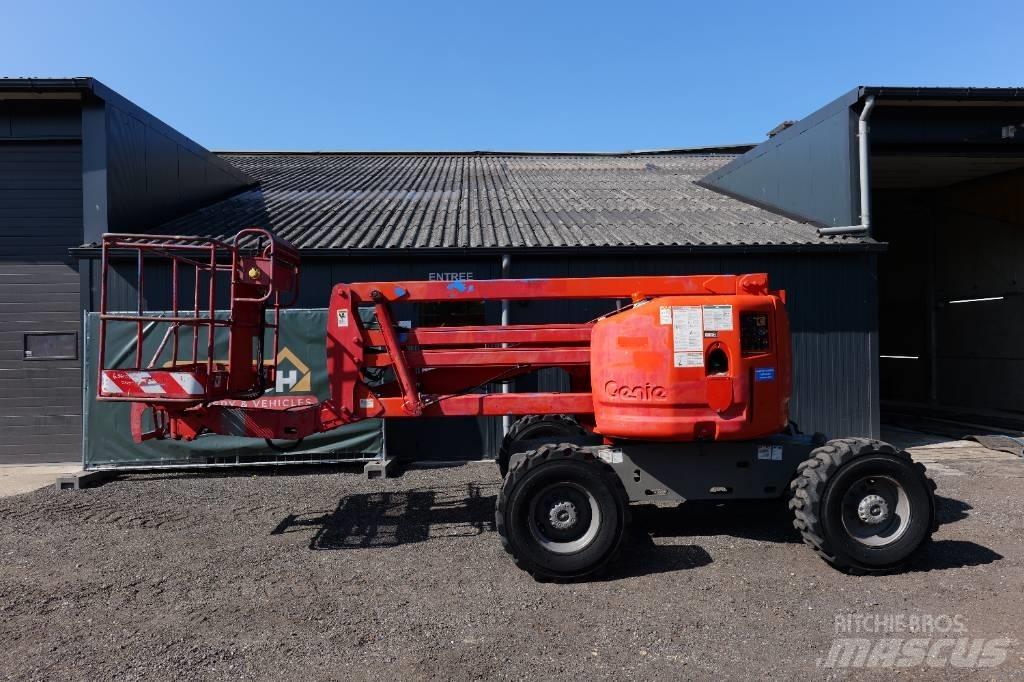Genie Z 45/25 4x4 曲臂高空工作平台