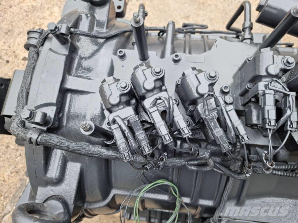 Komatsu 785-7 传动装置