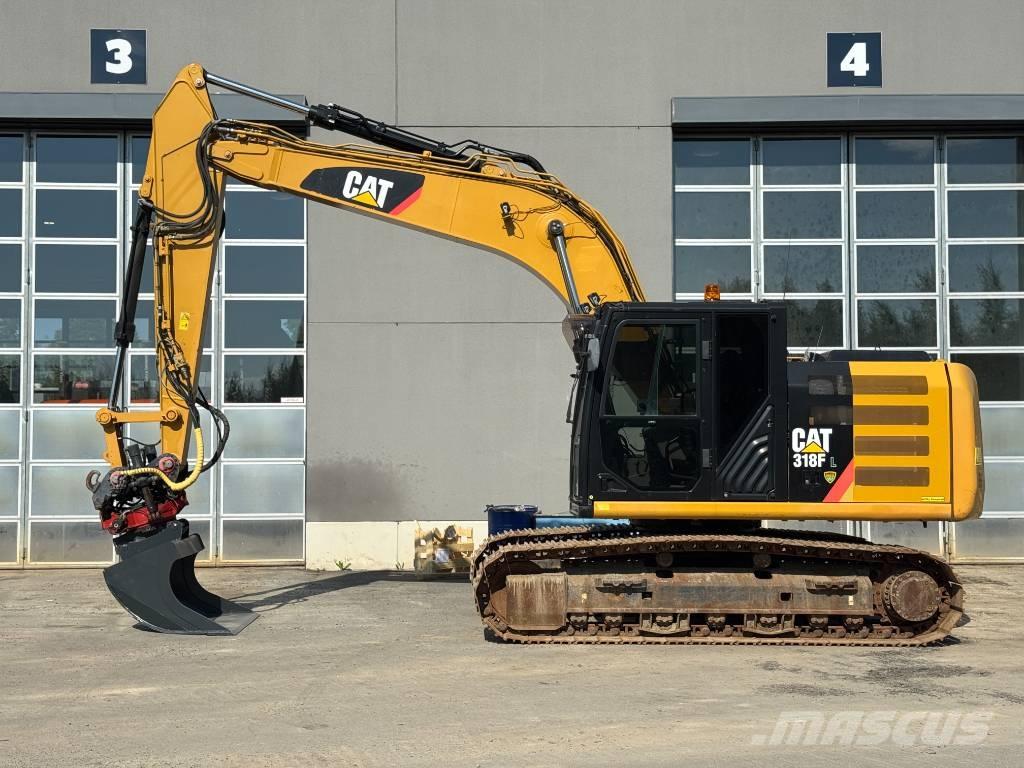 CAT 318 履带挖掘机