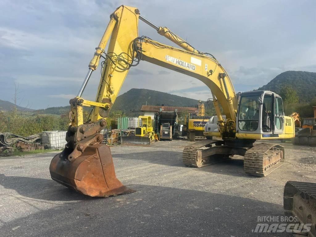 New Holland E 305 履带挖掘机