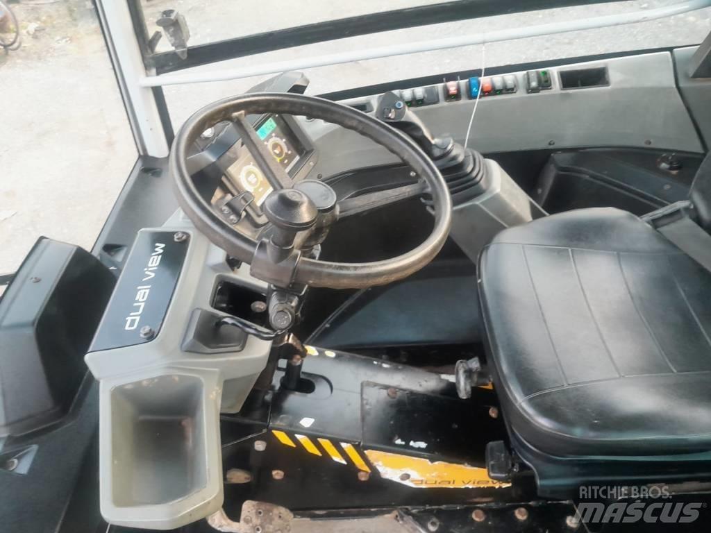 Wacker Neuson DV 90 翻斗车\公路型自卸车