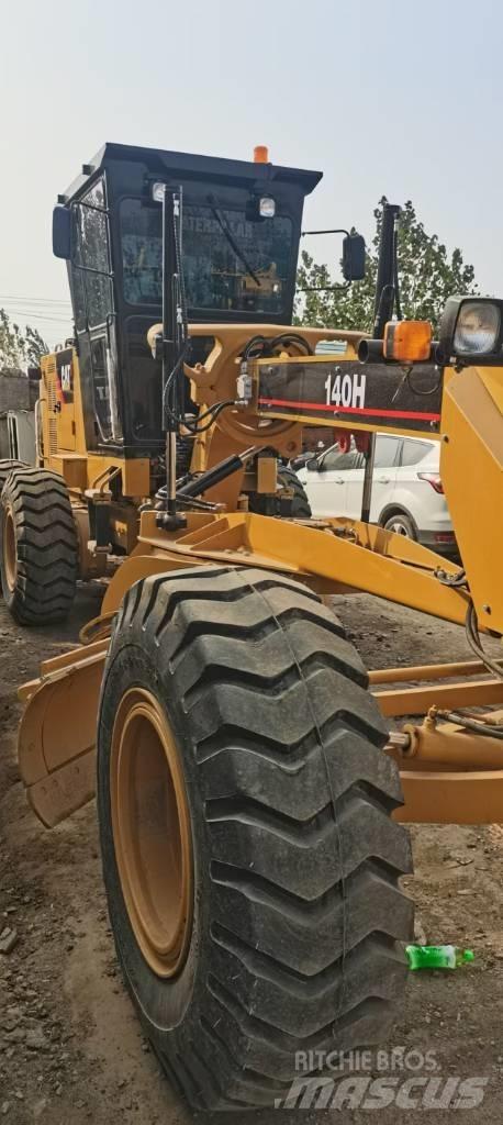 CAT 140 H 平地机/推土机