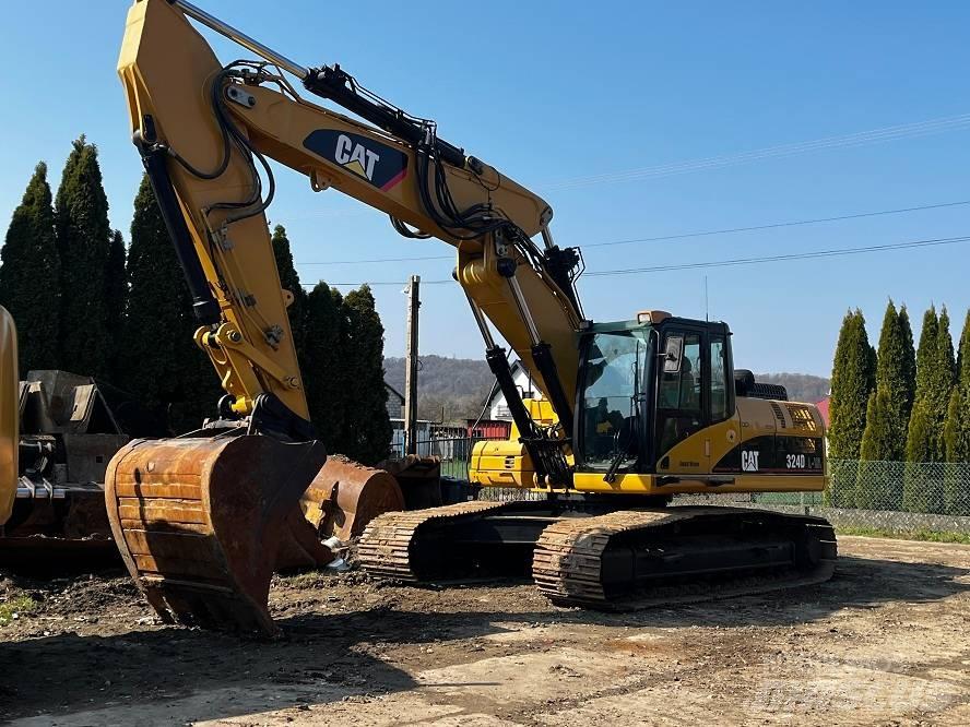 CAT 324 D 履带挖掘机
