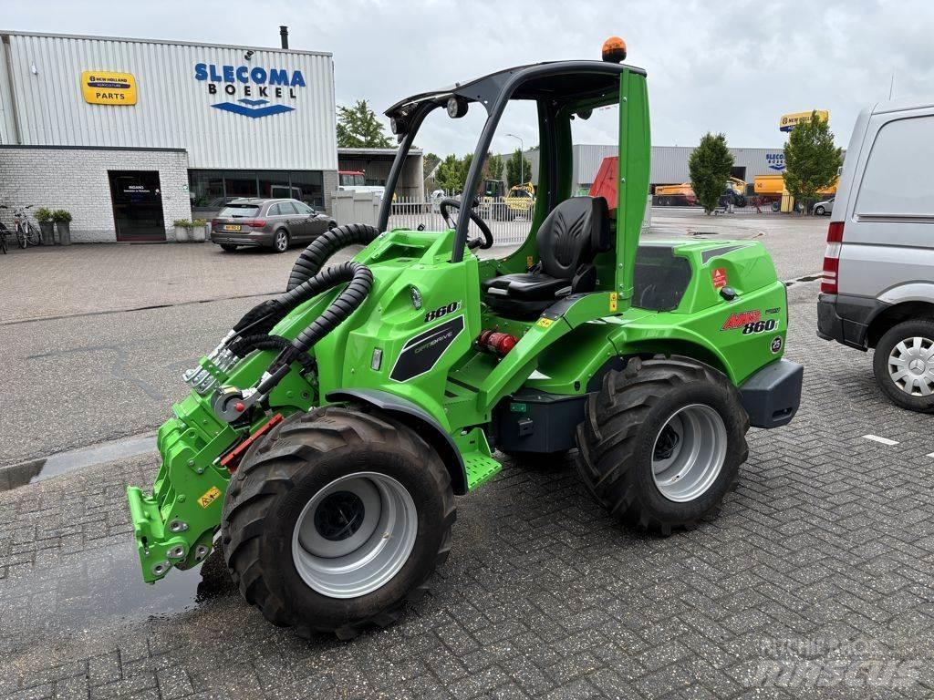 Avant 860i TDL + 轮式装载机