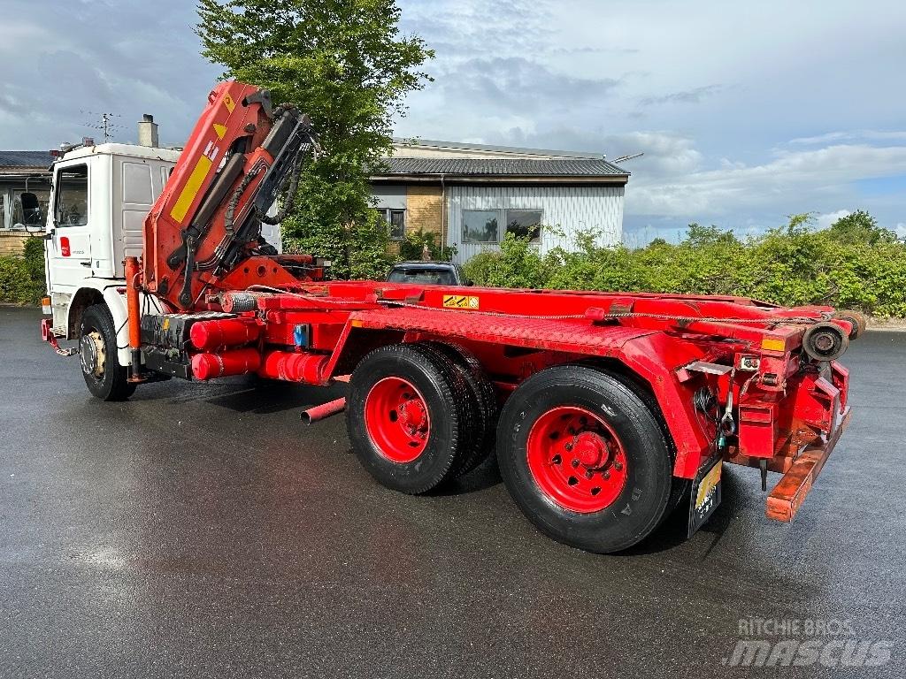 Scania P 93 M 起重车