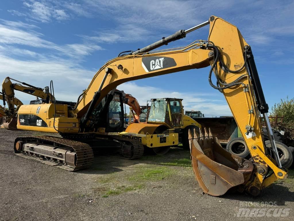 CAT 324 D L 履带挖掘机
