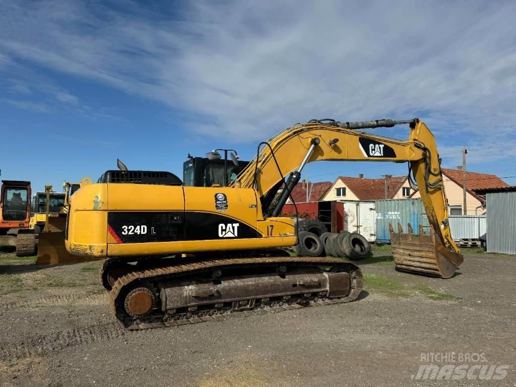 CAT 324 D L 履带挖掘机
