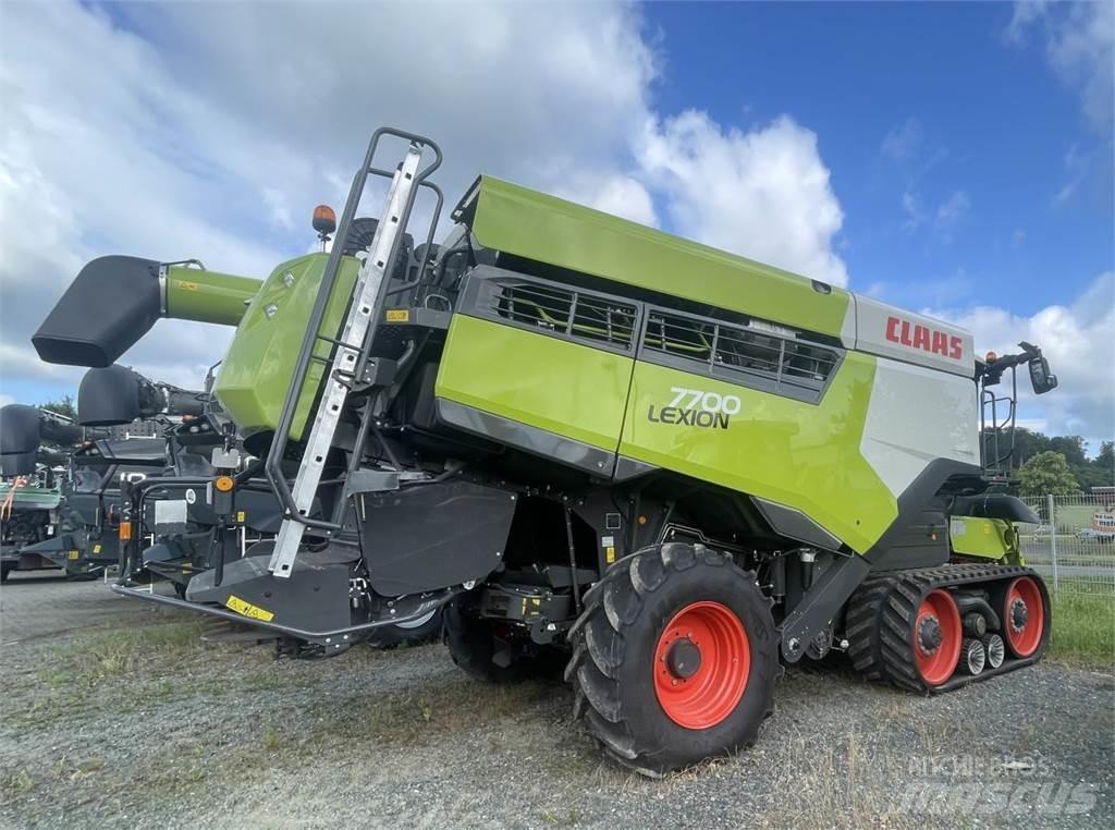 CLAAS 7700 TT 联合收割机