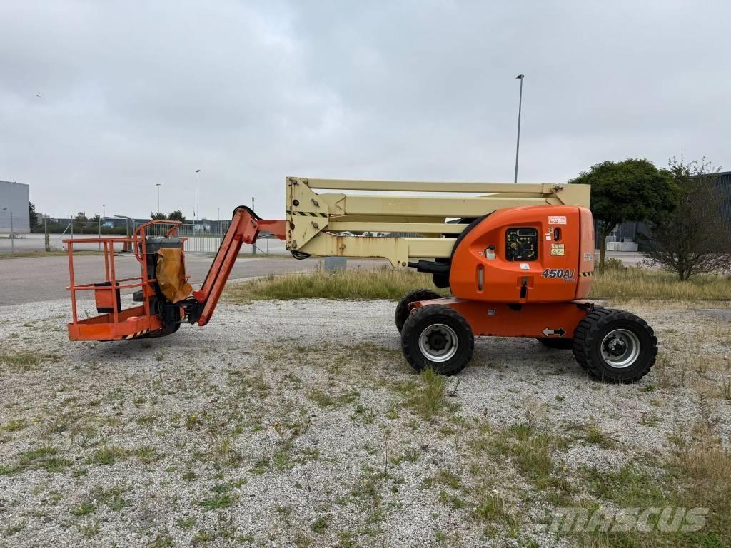 JLG 450 AJ 曲臂高空工作平台