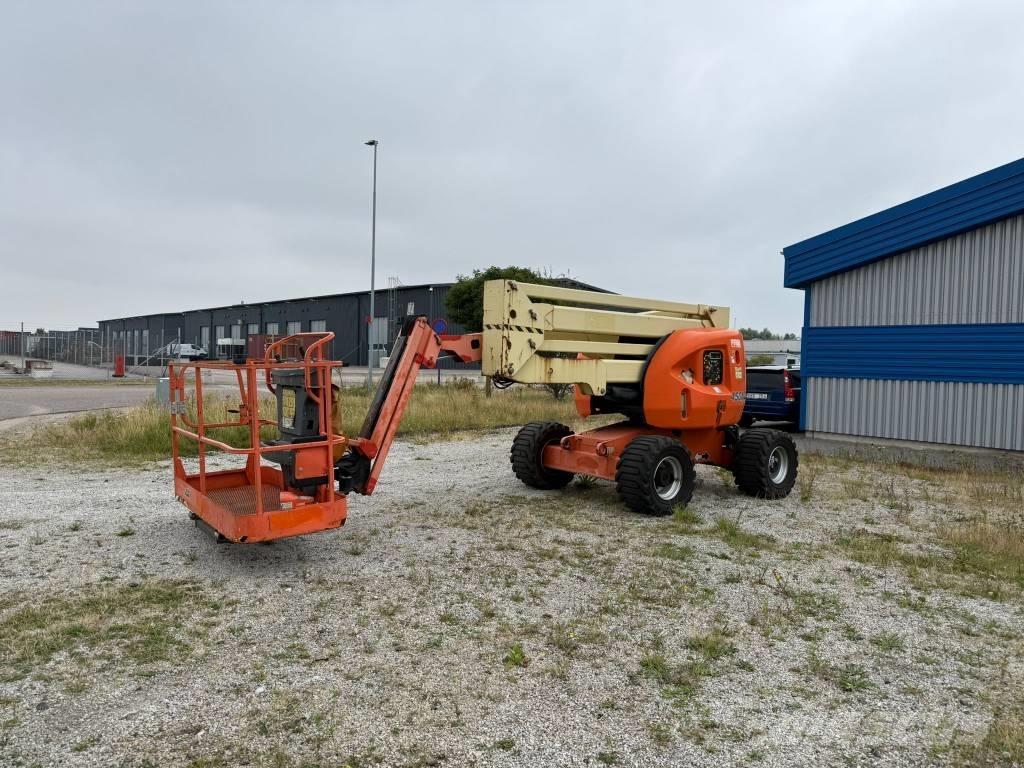 JLG 450 AJ 曲臂高空工作平台