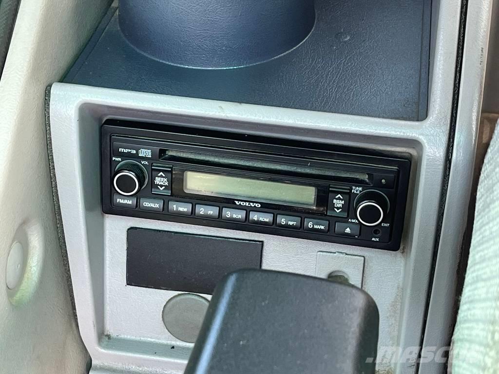 Volvo EW 160 C 轮式挖掘机