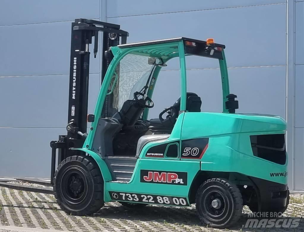 Mitsubishi FD50NT 柴油叉车