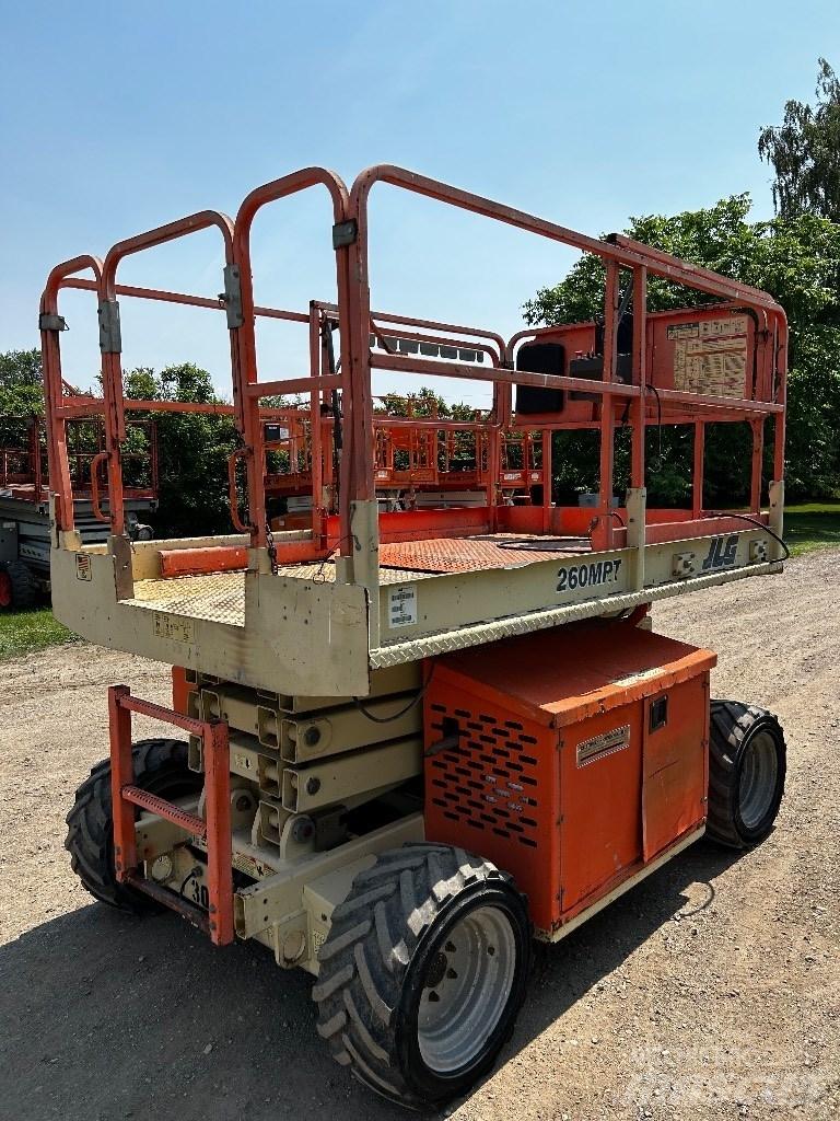 JLG 260 MRT 剪叉式升降机