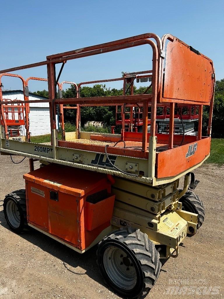 JLG 260 MRT 剪叉式升降机