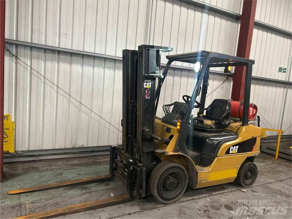 CAT GP25NT 天然气叉车