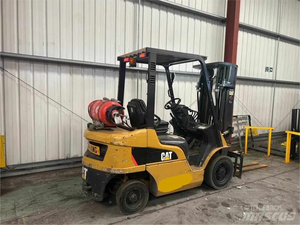CAT GP25NT 天然气叉车
