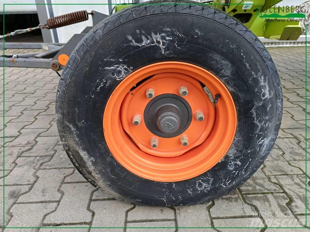 CLAAS Vario 900 联合收割机头