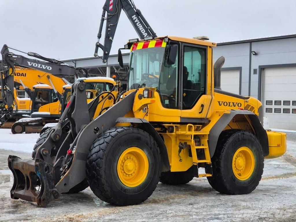 Volvo L 90 F 轮式装载机