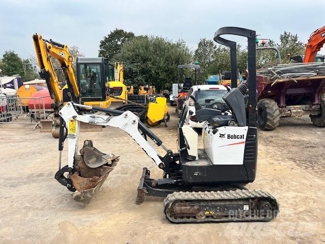 Bobcat E 10 小型挖掘机