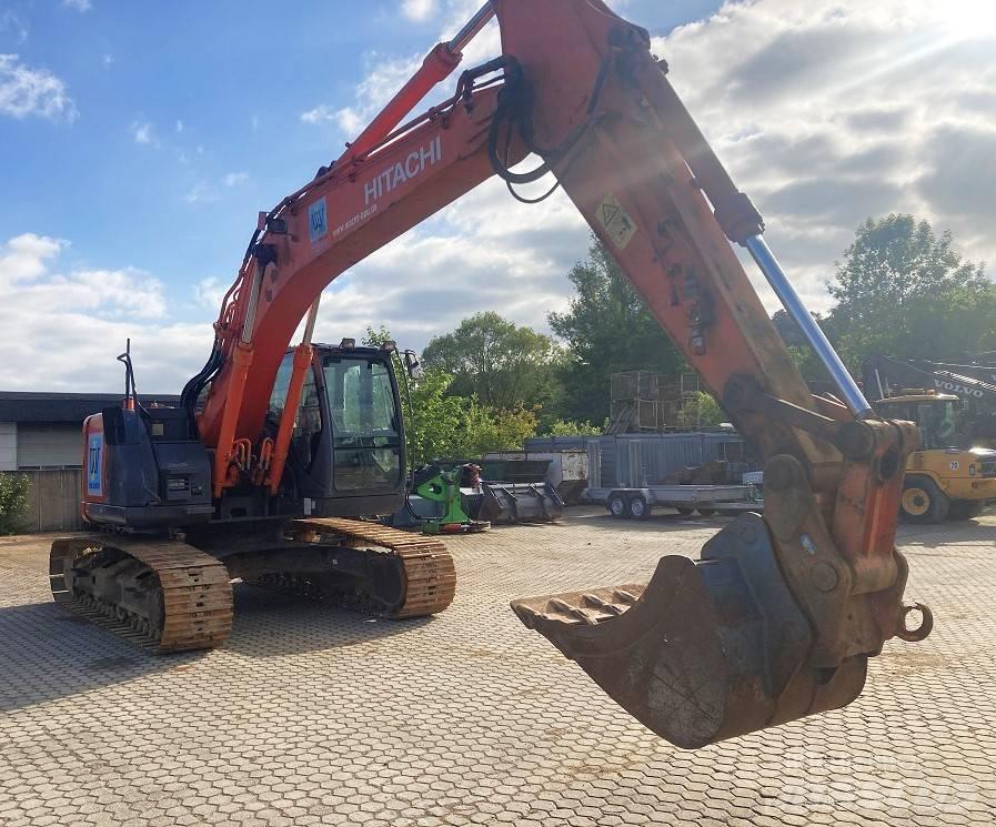 Hitachi ZX 225 US LC 履带挖掘机