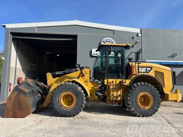 CAT 950 轮式装载机