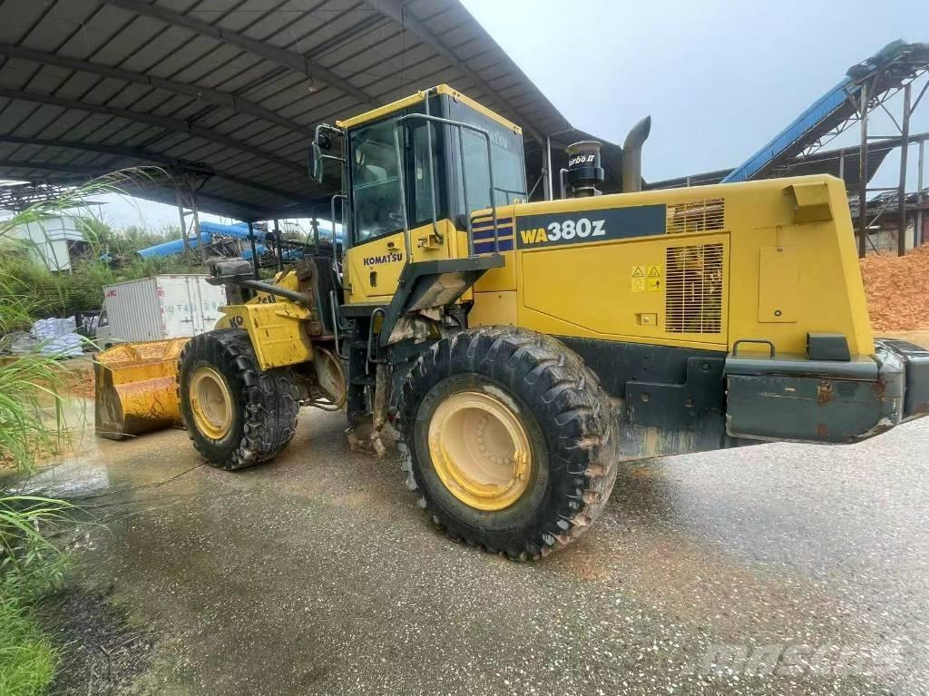 Komatsu WA 380-6 轮式装载机