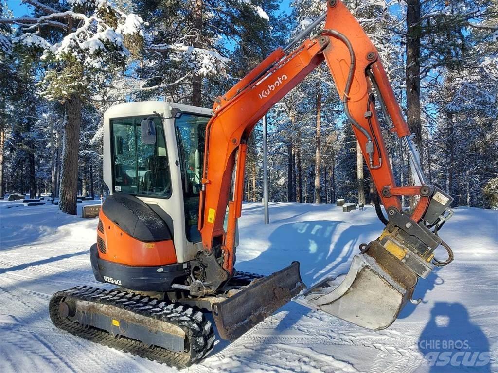 Kubota U25-3 小型挖掘机