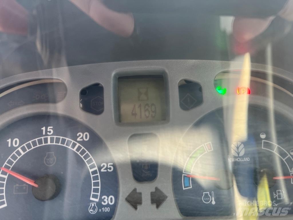 New Holland TL 100 A 拖拉机/农用车