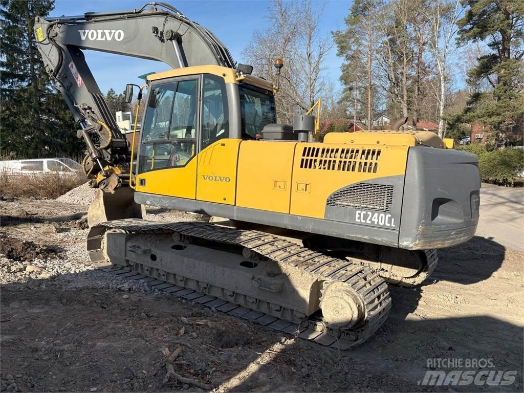 Volvo EC240CL 履带挖掘机