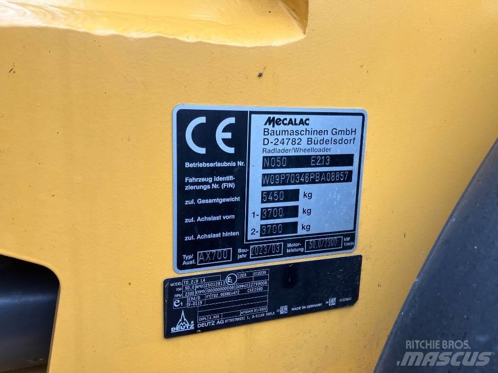 Mecalac AX 700 轮式装载机