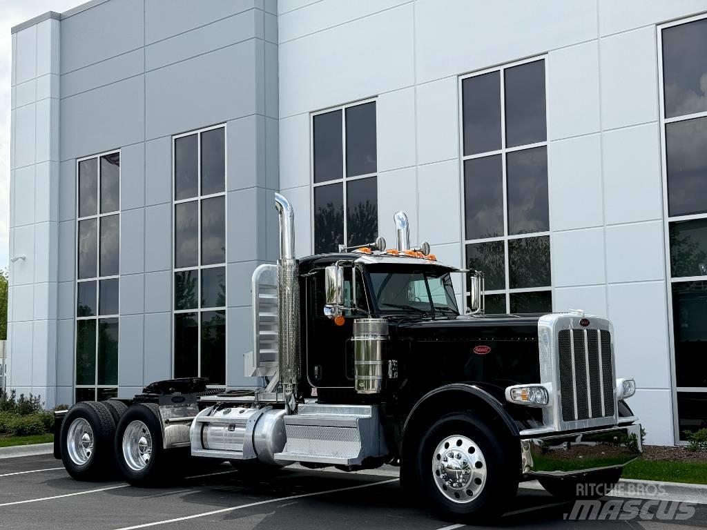 Peterbilt 389 牵引车