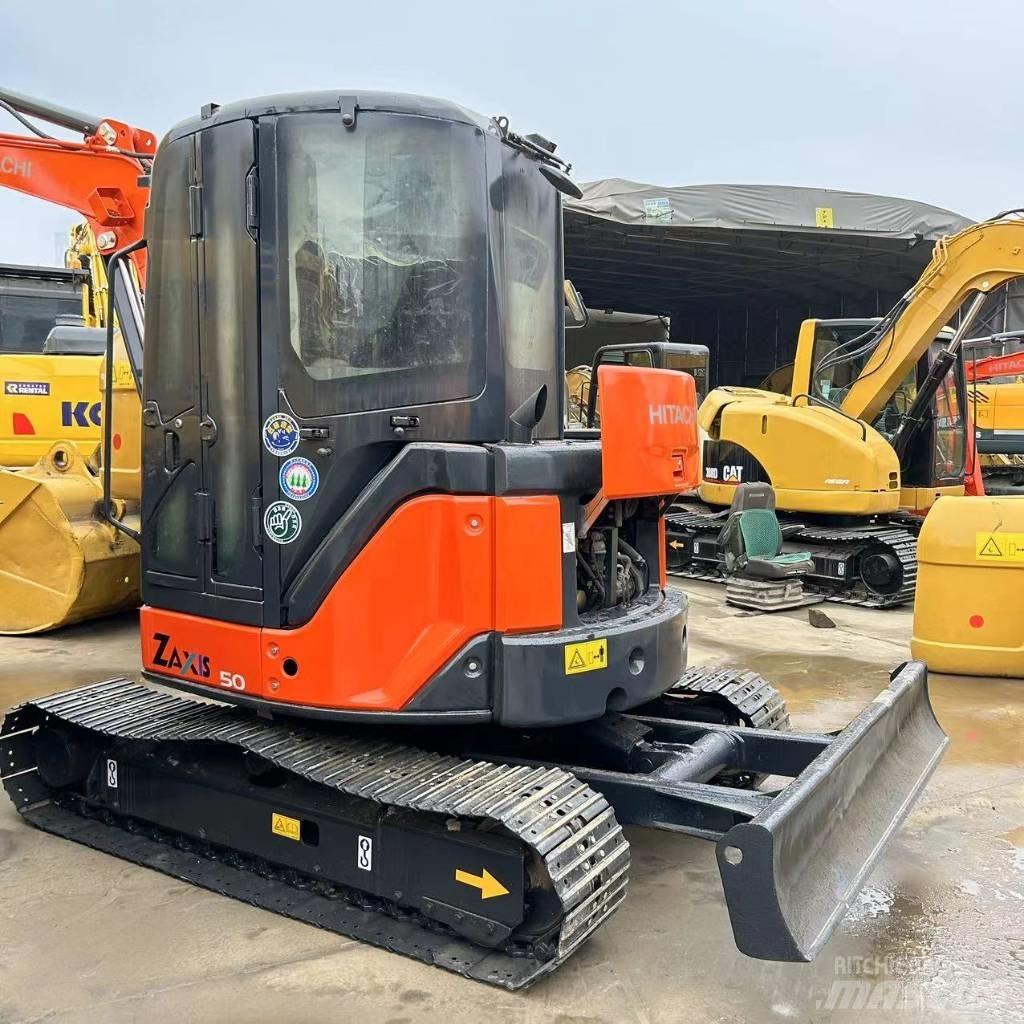 Hitachi ZX 50 小型挖掘机