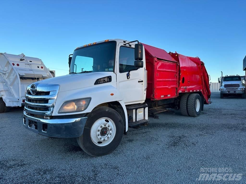 Hino 268 垃圾车