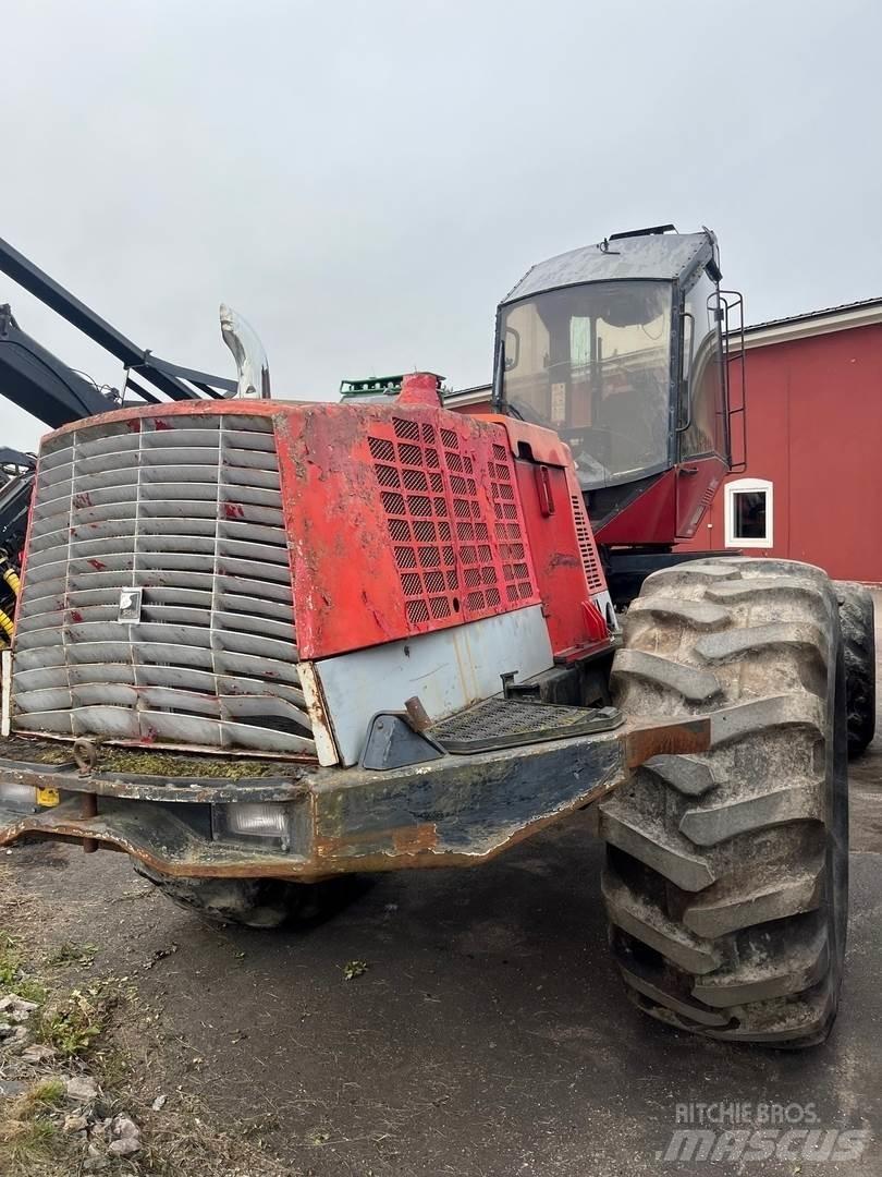 Valmet 921 收割机