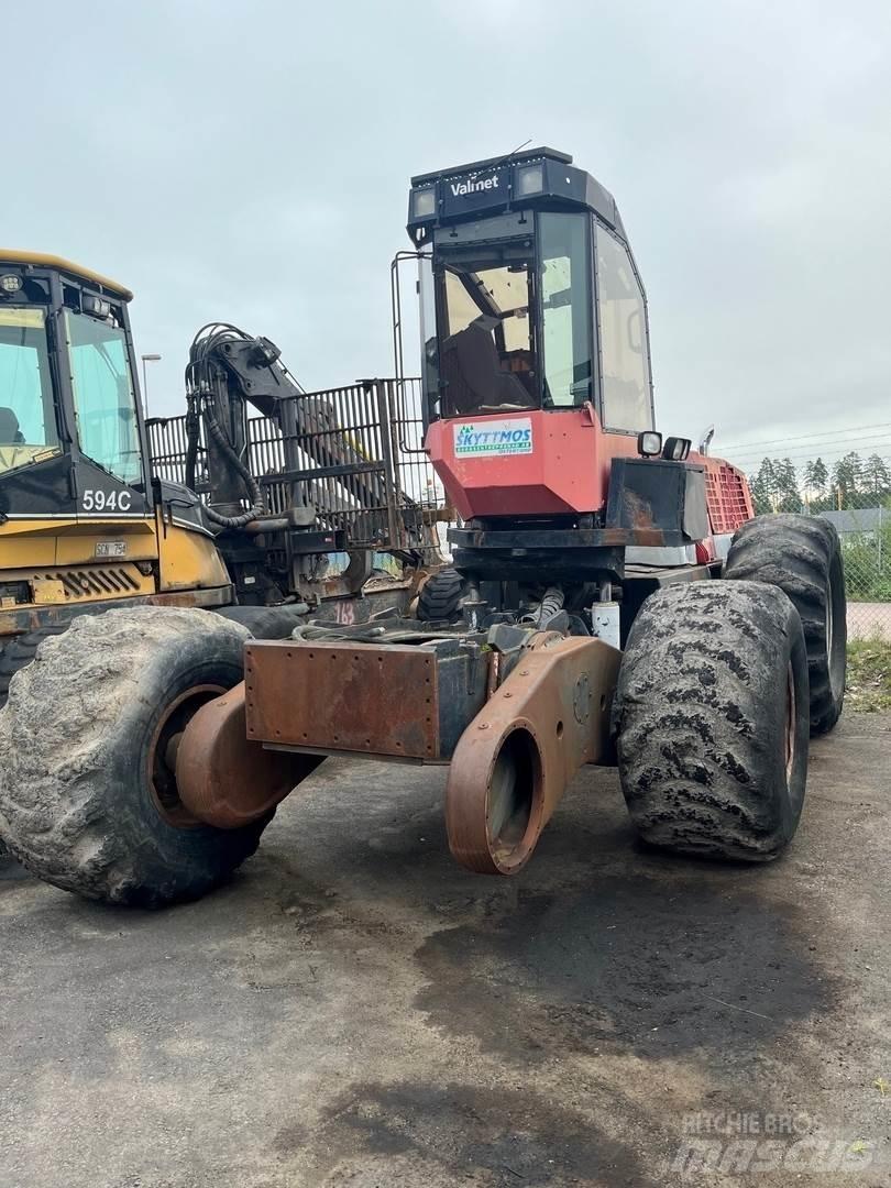 Valmet 921 收割机