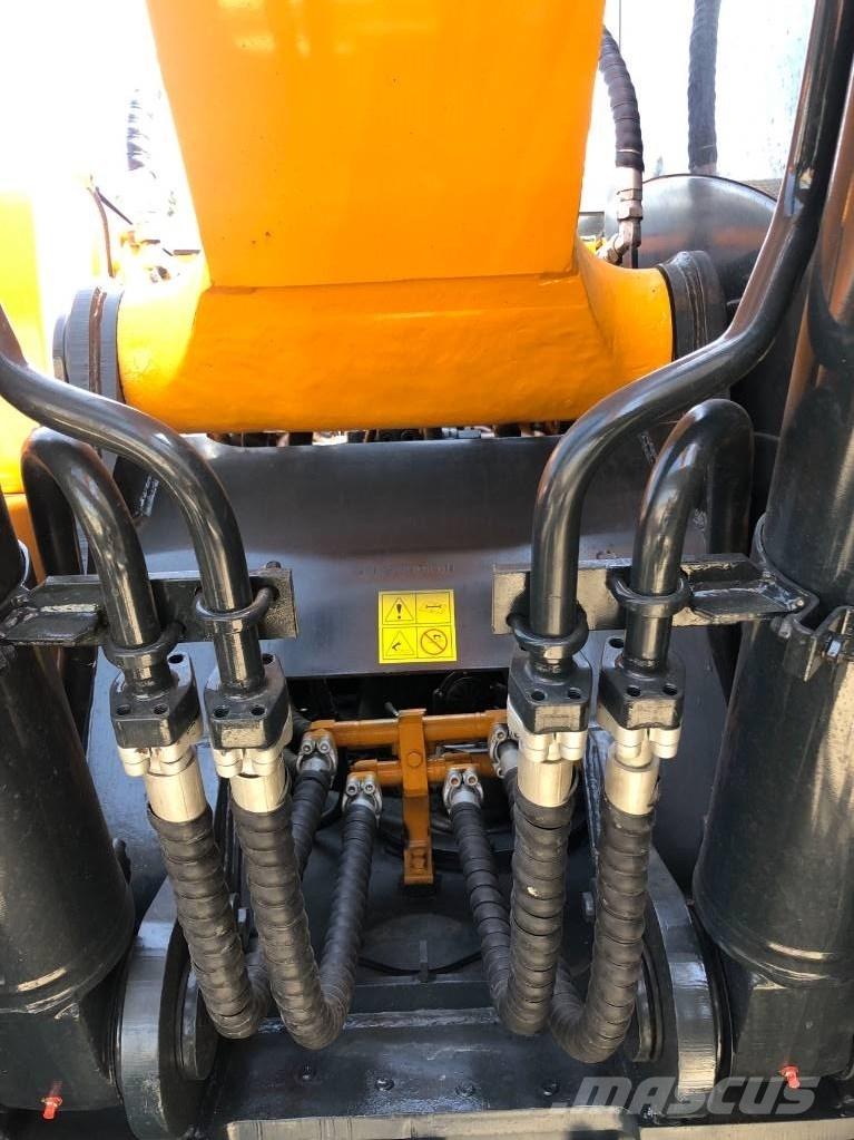 Hyundai R220LC-9S 履带挖掘机