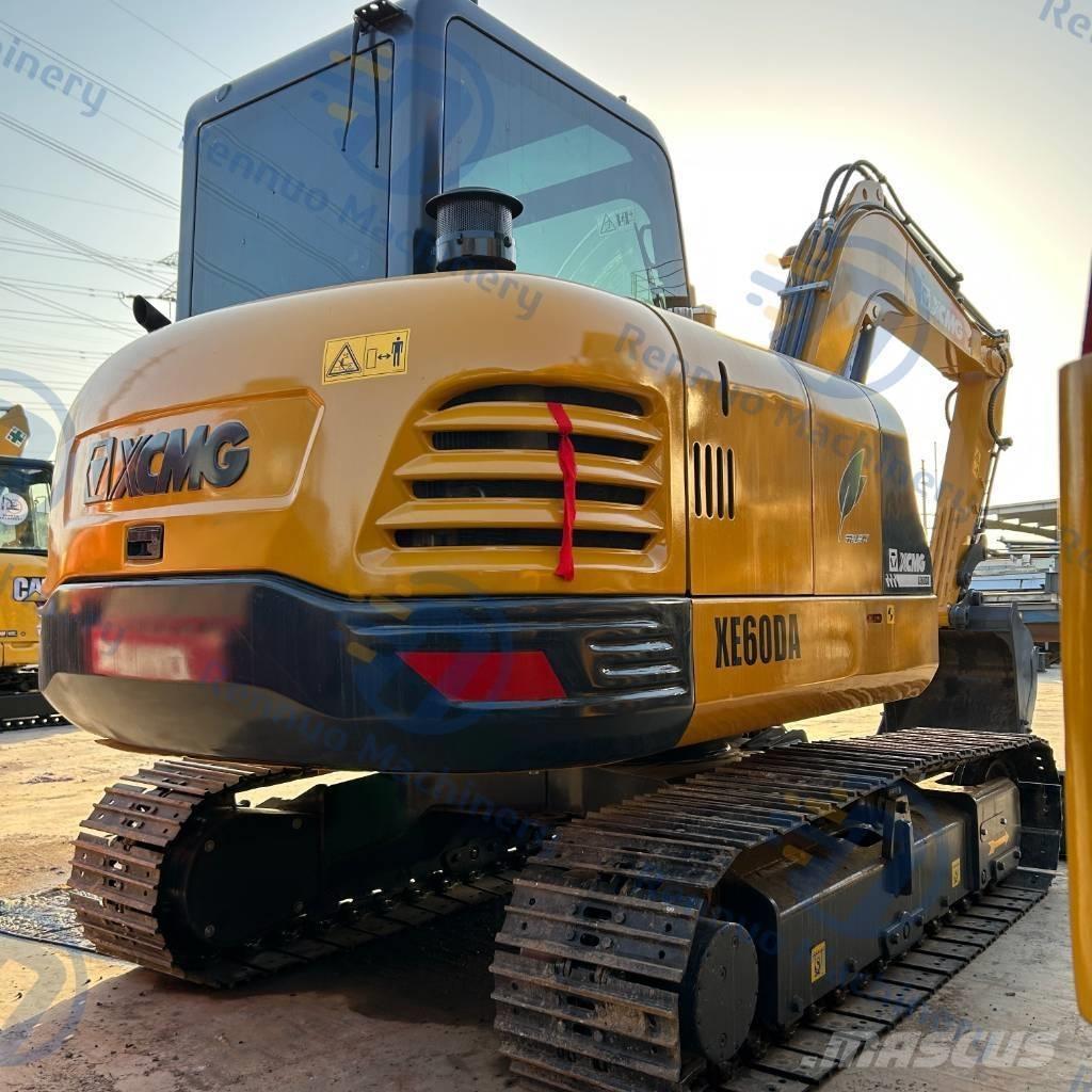 XCMG XE 60 DA 小型挖掘机