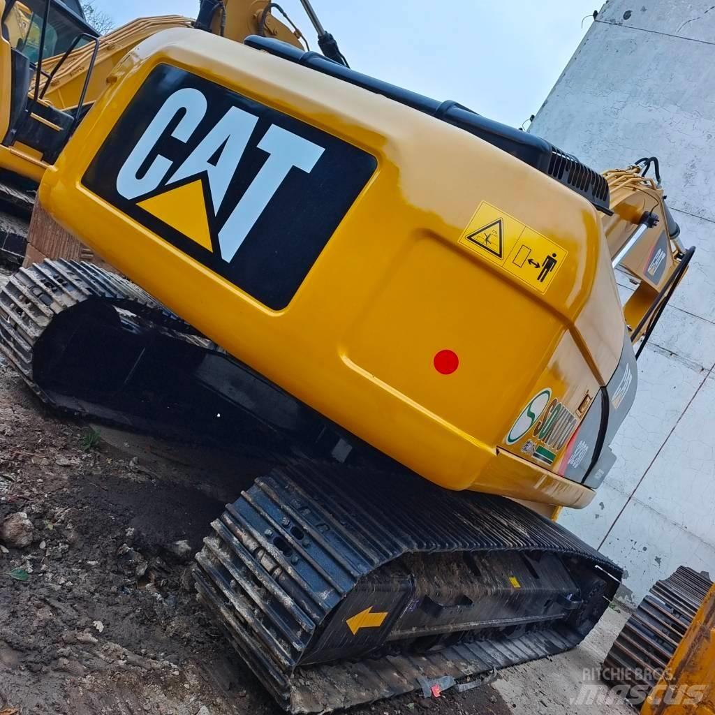CAT 323 D 履带挖掘机