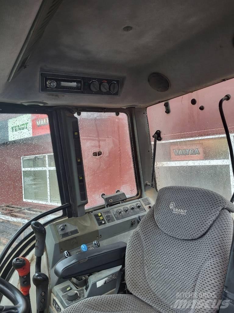 Valtra 8150 拖拉机/农用车