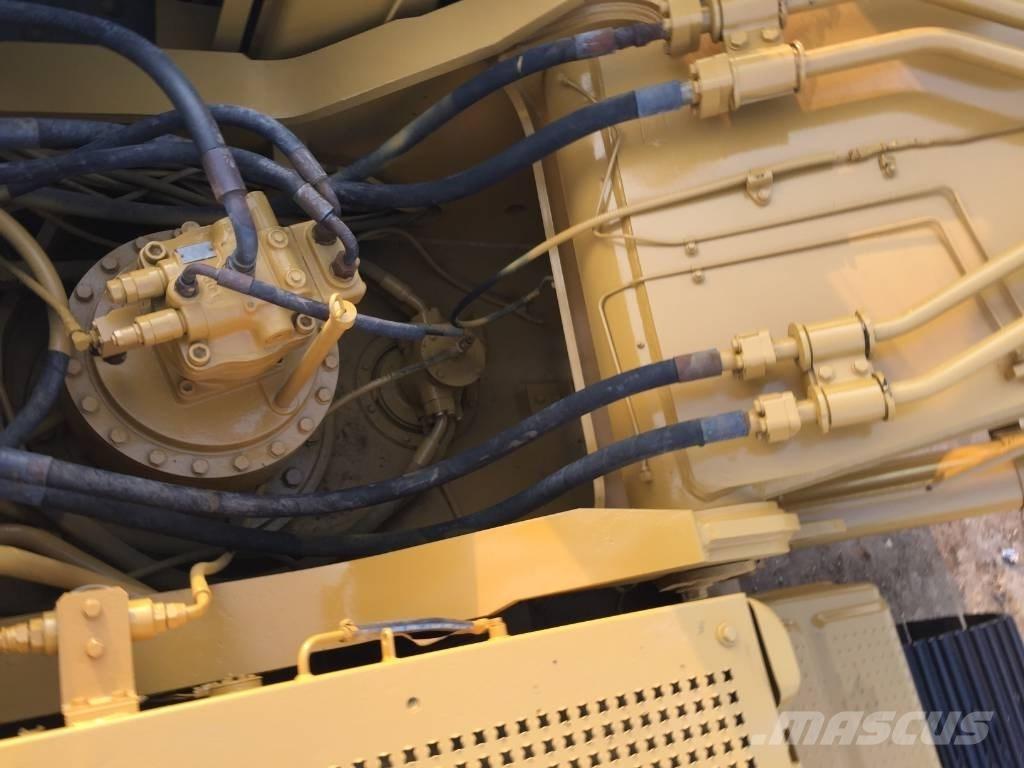 CAT 330 B 履带挖掘机