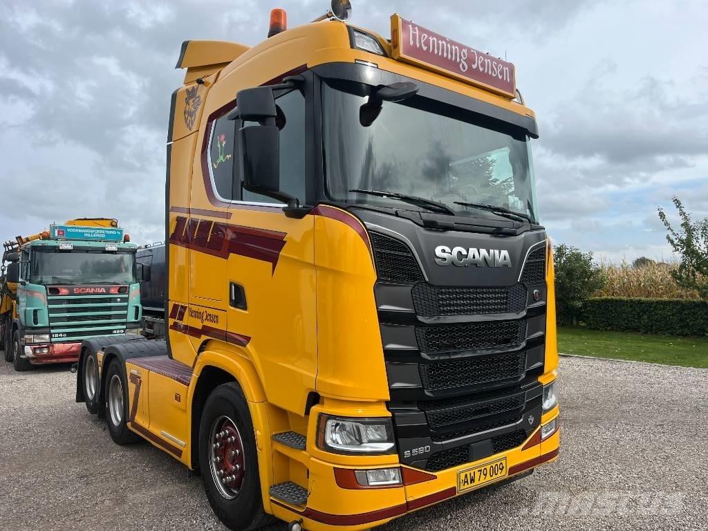 Scania S 580 V8 牵引车