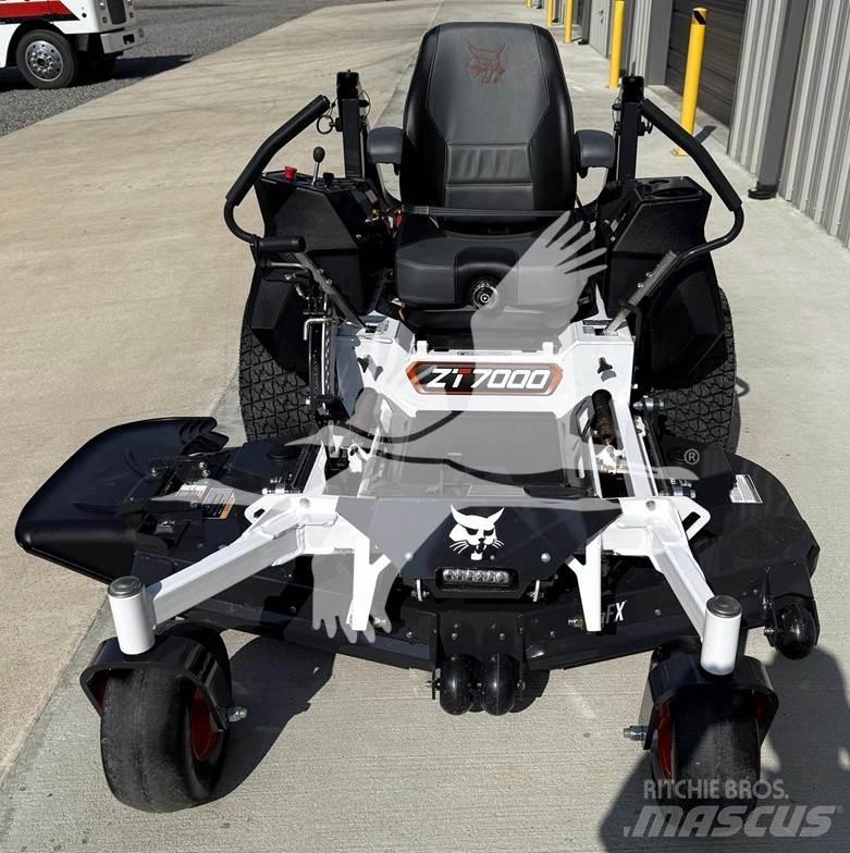 Bobcat ZT7000 零回转割草机