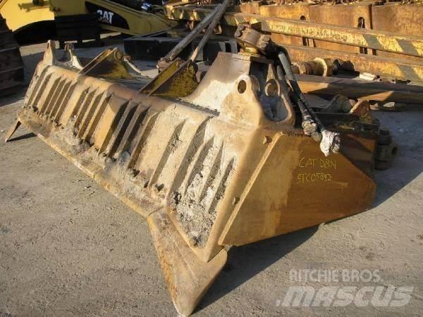 CAT D8N 履带式推土机